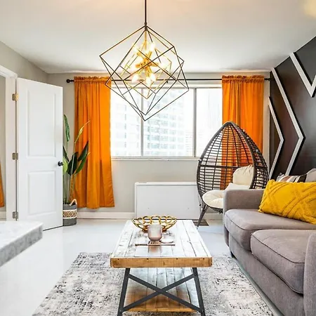 Villa Atl Downtown 2Br King Bed Free Parking Lm902